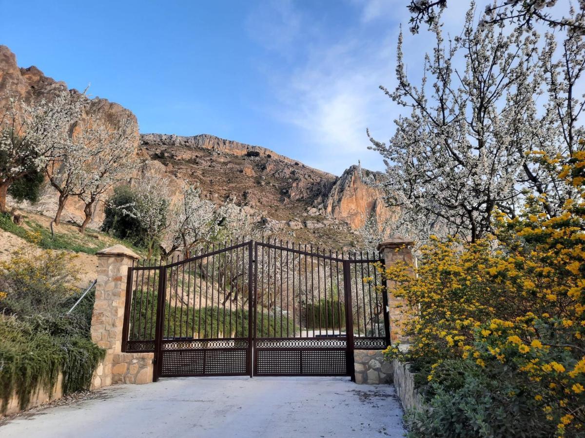Cortijo El Chorreadero En Parque Natural Sierra De Cazorla Лос-Росалес Экстерьер фото